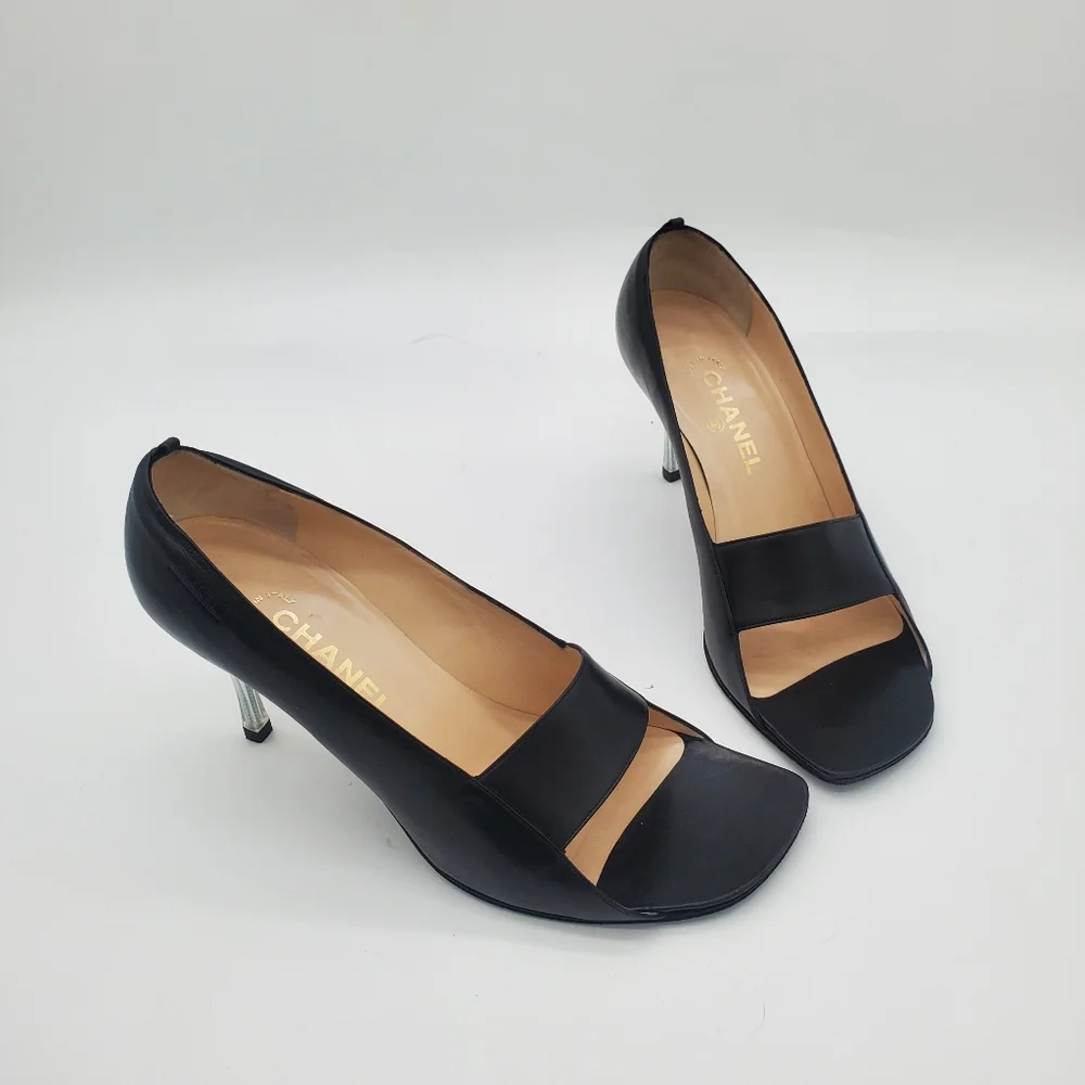CHANEL Vintage 2000 Black Leather Pump Heels 41 - Picture 14 of 16